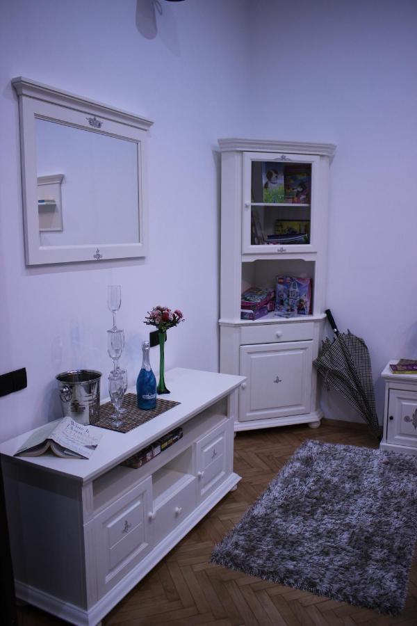 Ella Apartment Timisoara No11 ภายนอก รูปภาพ