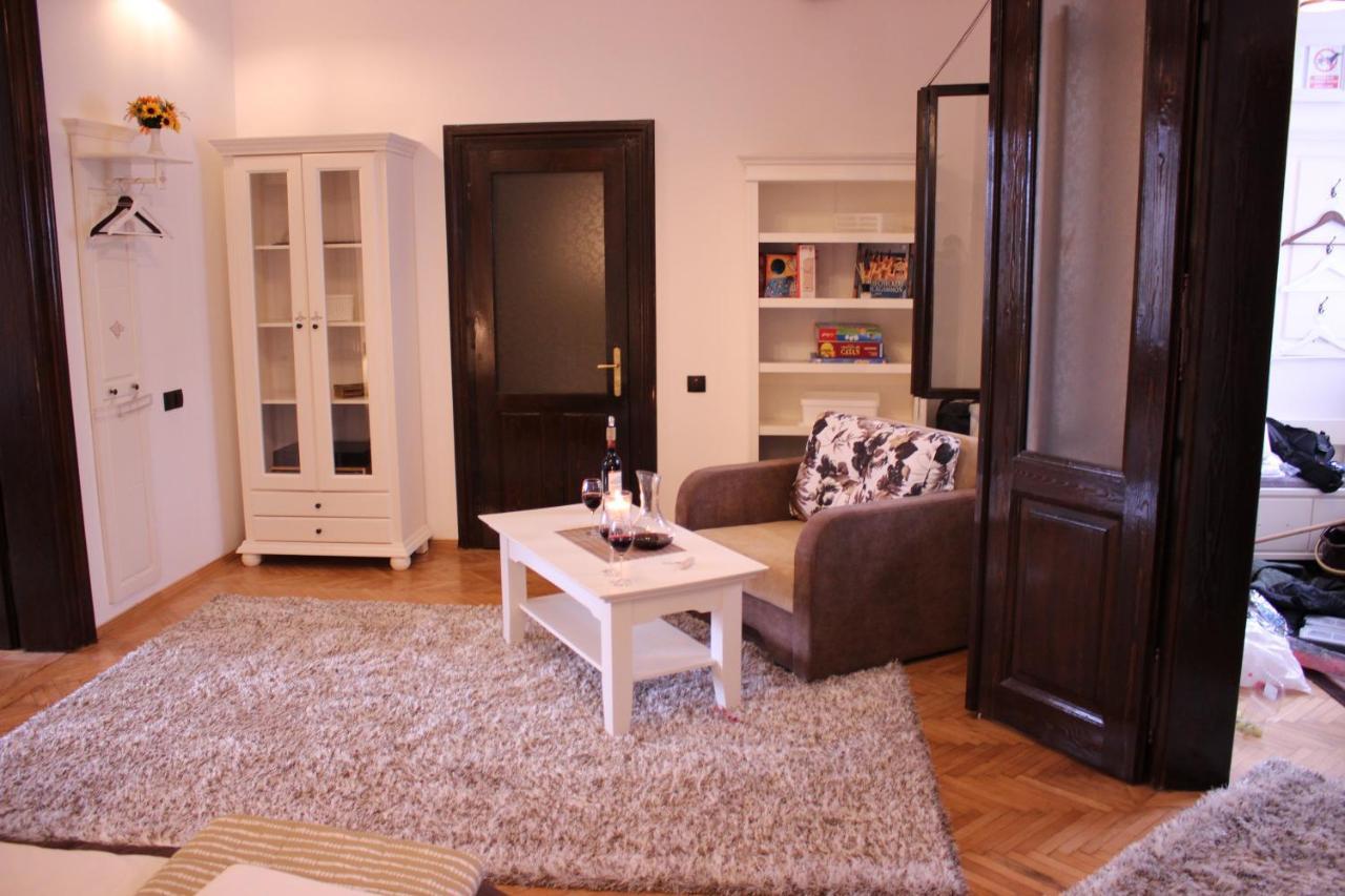 Ella Apartment Timisoara No11 ภายนอก รูปภาพ